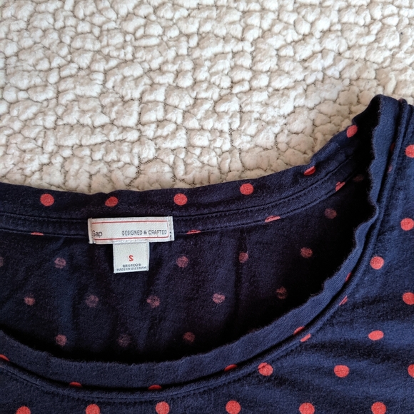 GAP 100% cotton polka dot tee (size S) - Picture 3 of 7